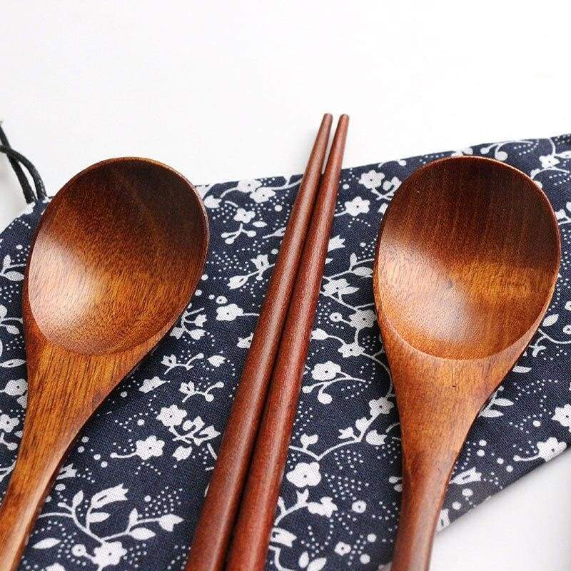 Baguettes et cuillères Japonaises en Bois