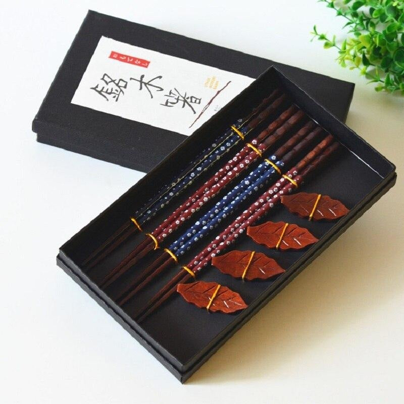 Coffret Baguettes Japonaises et Supports Feuille