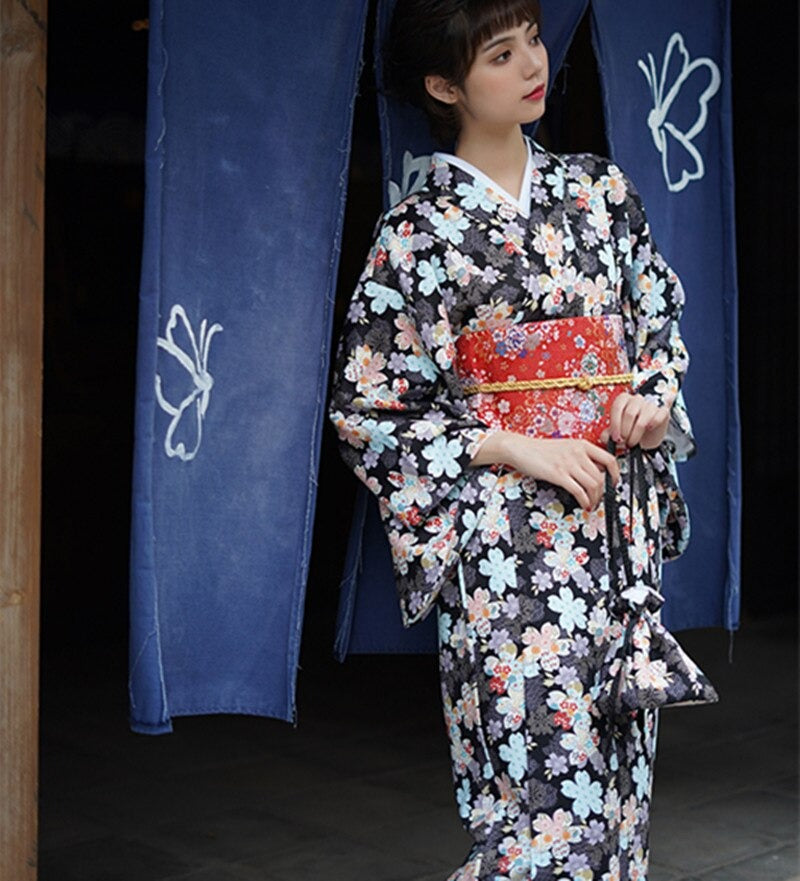 Kimono Japonais Femme Fleuri