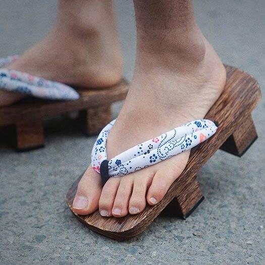 Sandale Japonaise Deux Dents